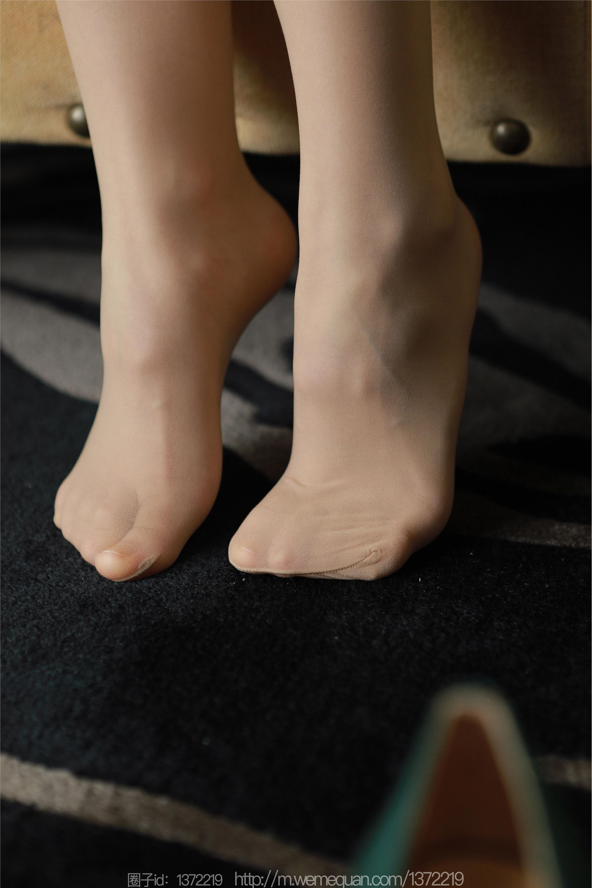 IESS异思趣向  2023.02.24 丝享家 1371 小金《沙发上的女人》